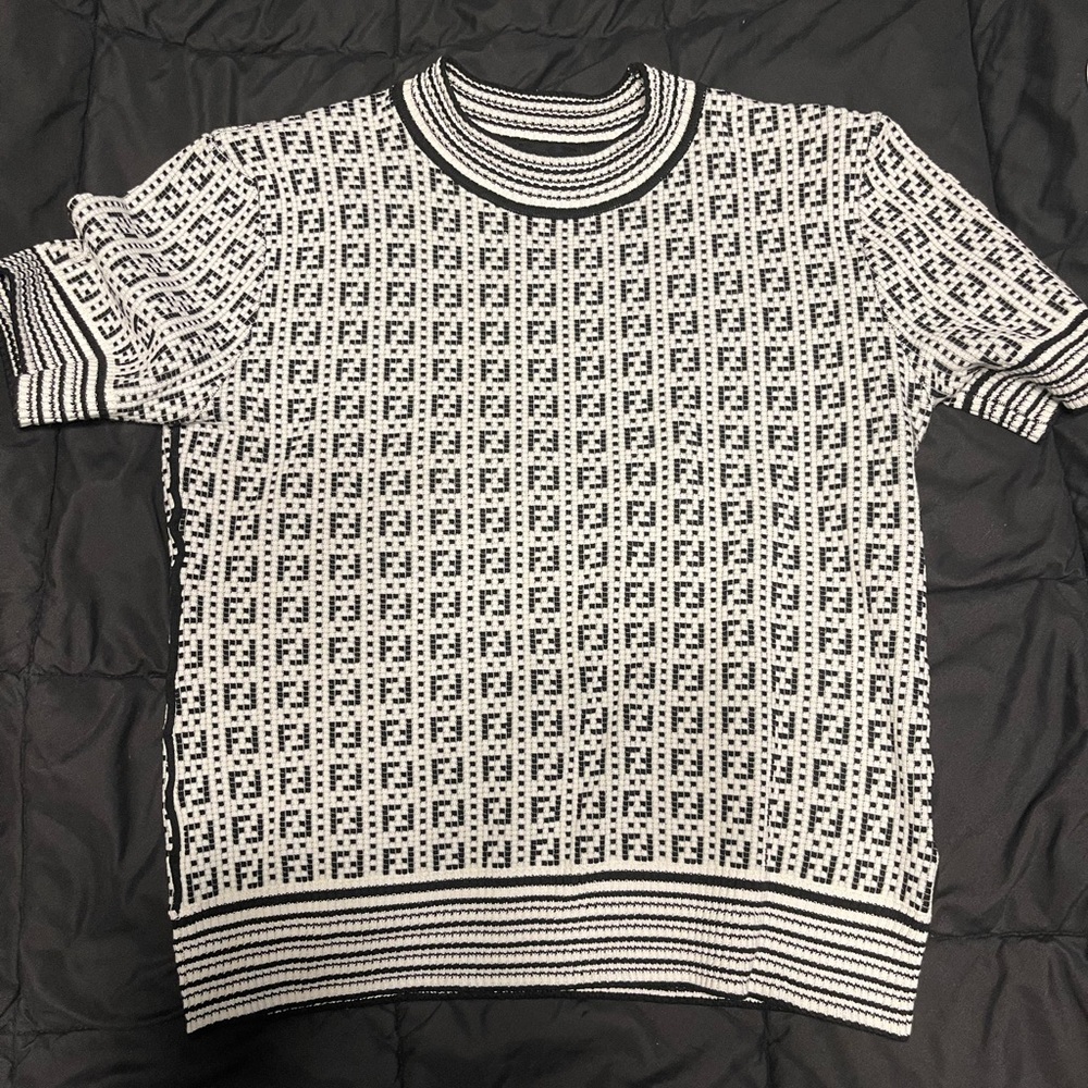 Woman’s Fendi Top